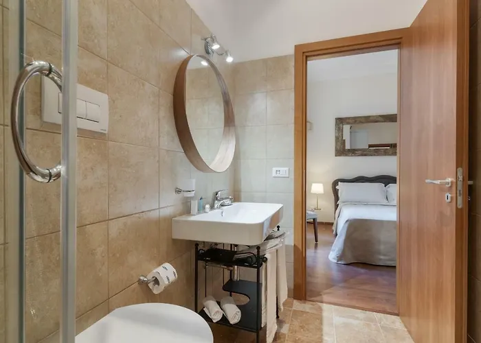 Vatican Domus Smart Pensión 4*